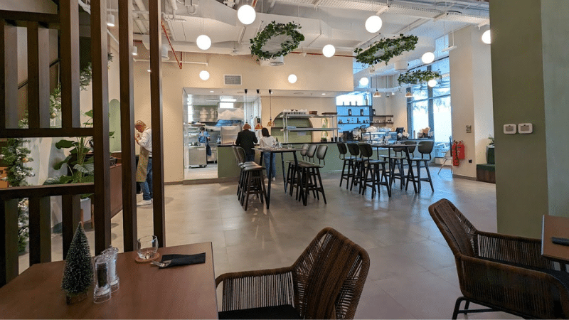 Benny Mack's Pet-Friendly Restaurants & Cafes in Dubai