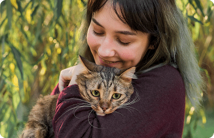 Cat sitter with a cat