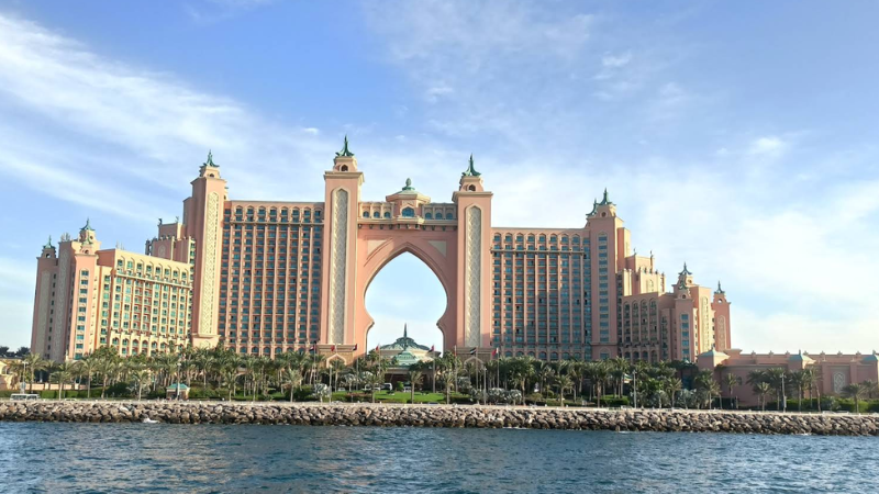 Atlantis Dubai Luxury Hotels with Largest Waterpark